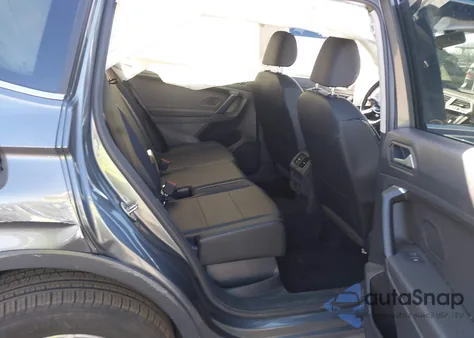 2019 Volkswagen Tiguan 2.0T Se/2.0T Sel/2.0T Sel R-Line/2.0T Sel R-Line Black z USA, uszkodzony, nr VIN 3VV2B7AX1KM189122